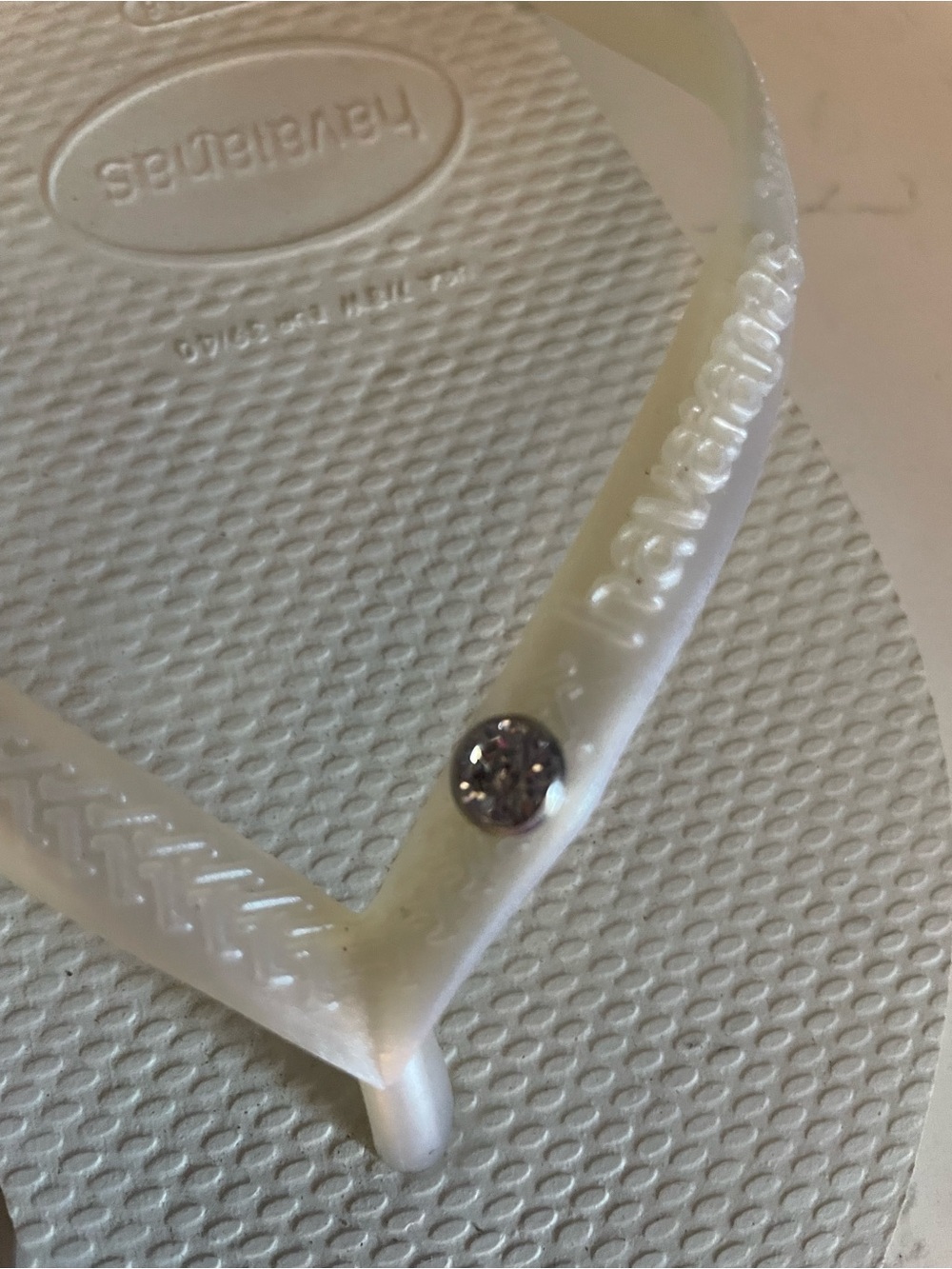 Havaianas Women's Slim Flip Flops in Ivory with Crystal Rivets - Picture 3 of 3